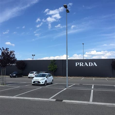 outlet prada montevarchi indirizzo|prada space outlet montevarchi italy.